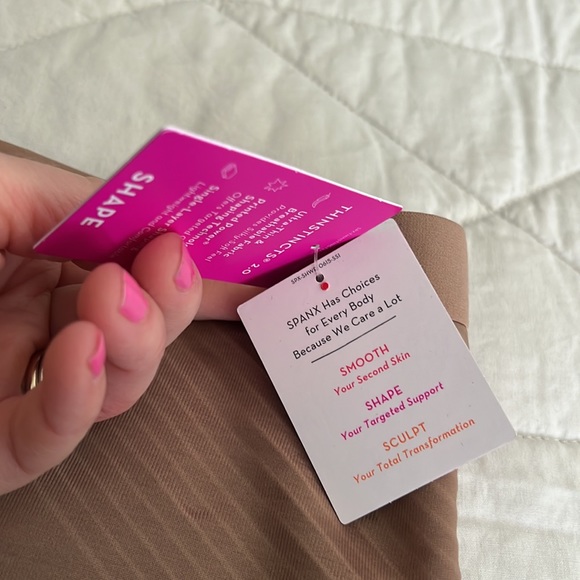 Spanx Thinstincts 2.0 Firm Control NWT medium - Picture 7 of 15